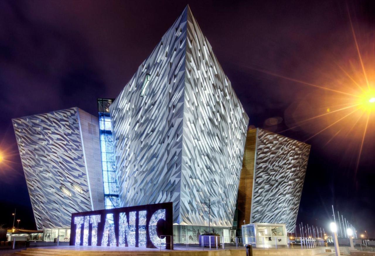 Ibis Budget Belfast City Centre Exterior foto