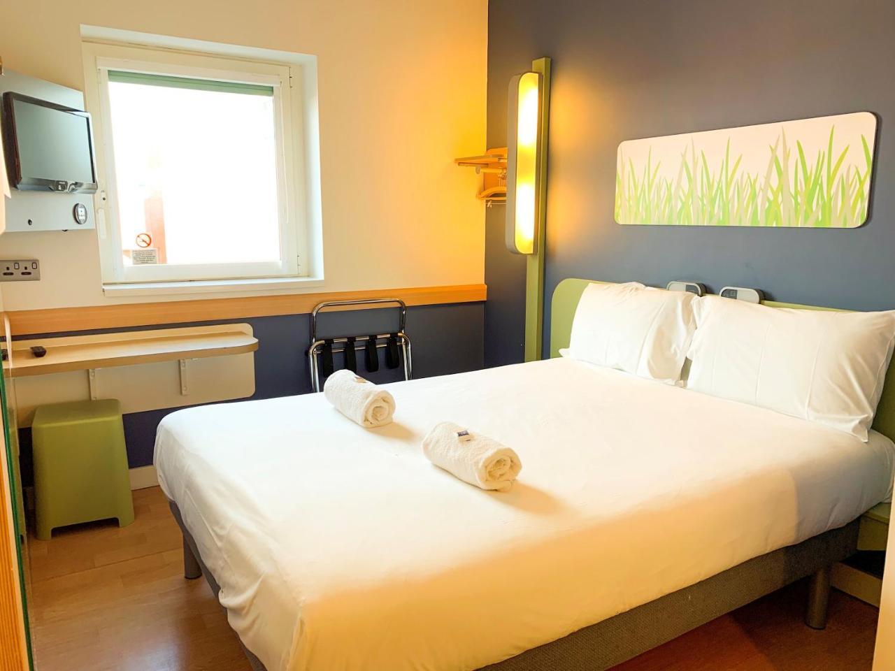 Ibis Budget Belfast City Centre Exterior foto